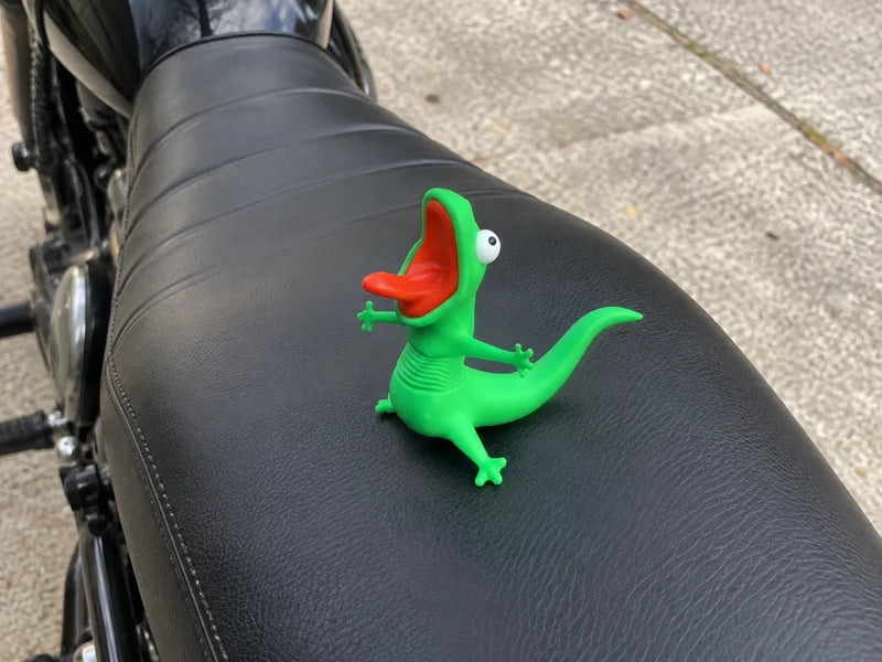 Illustrative Moto Lizard product photo